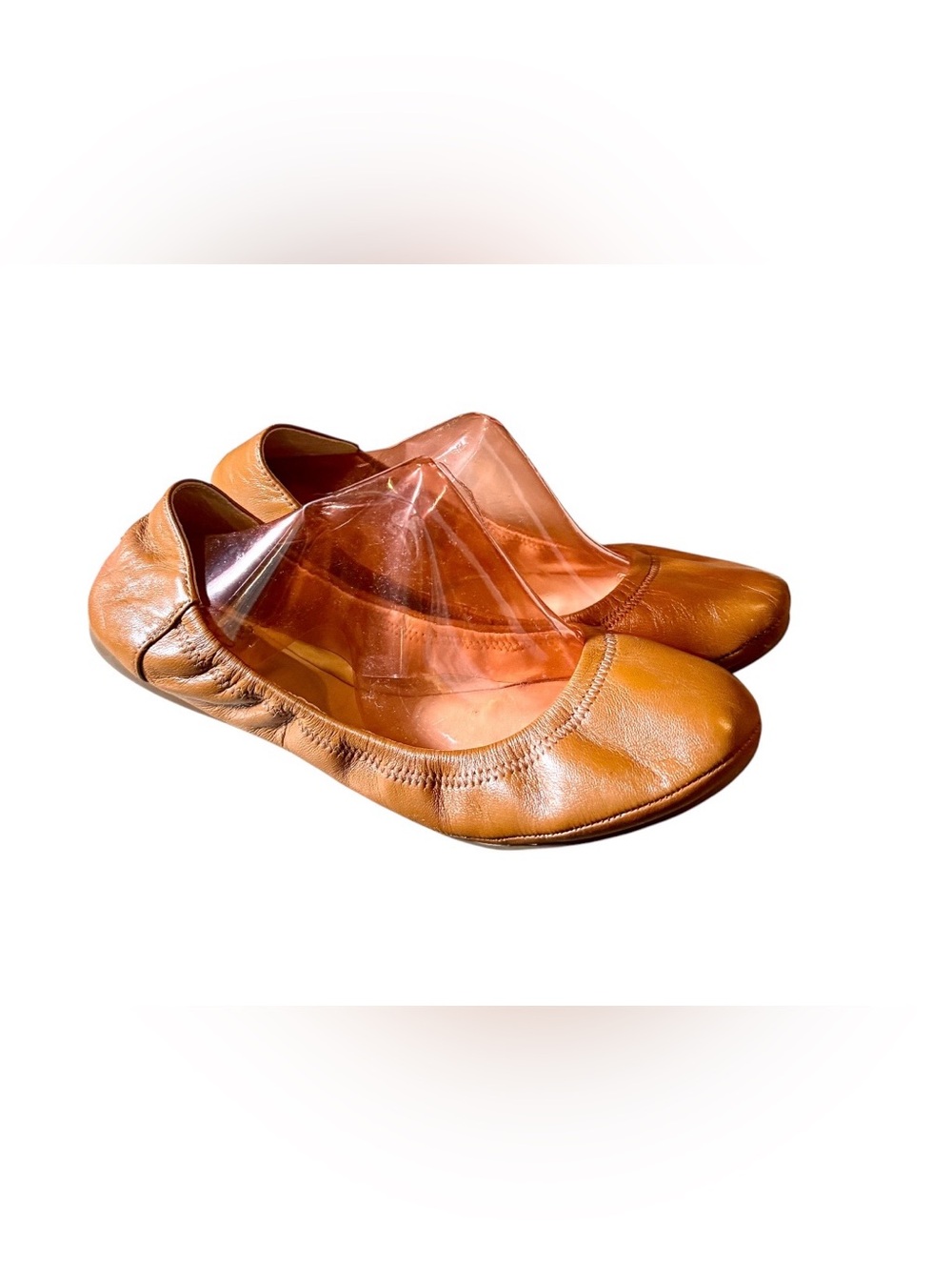 Vince Camuto Ellen Women’s Leather Round-Toe Ballet Flats